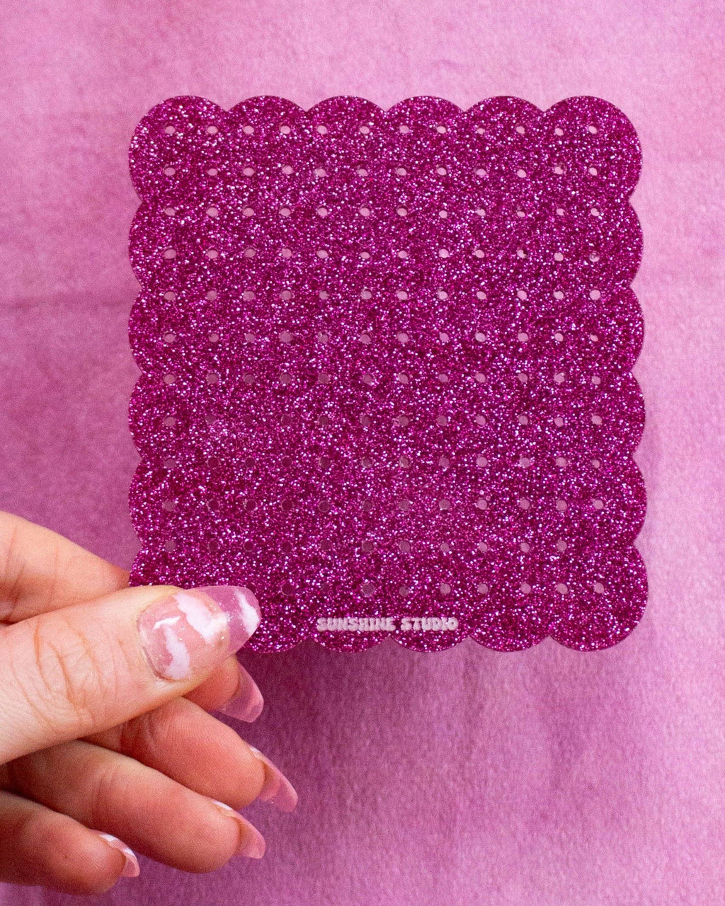 Glittering Magenta Travel Earring Holder