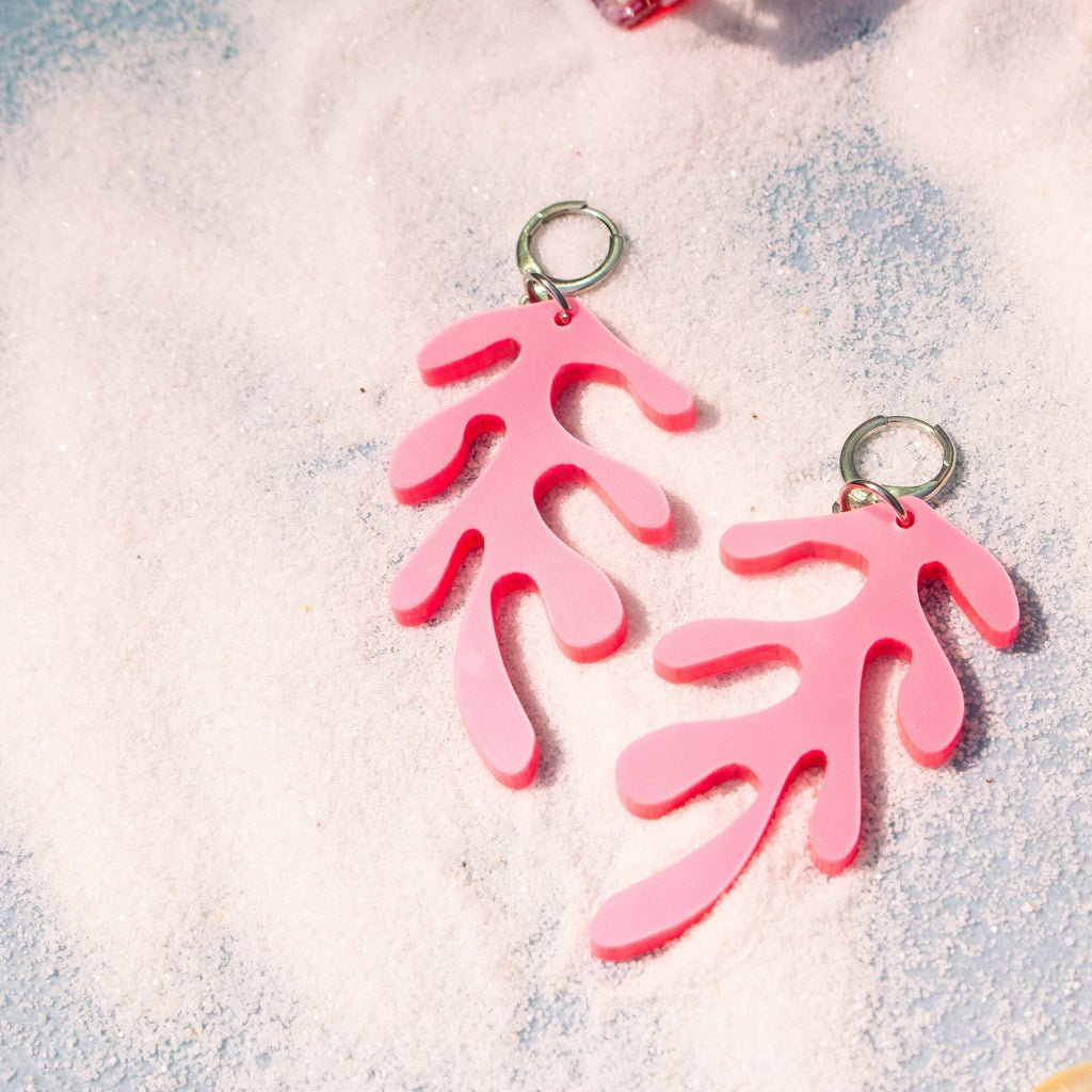 Happy as a Clam Beach Earrings